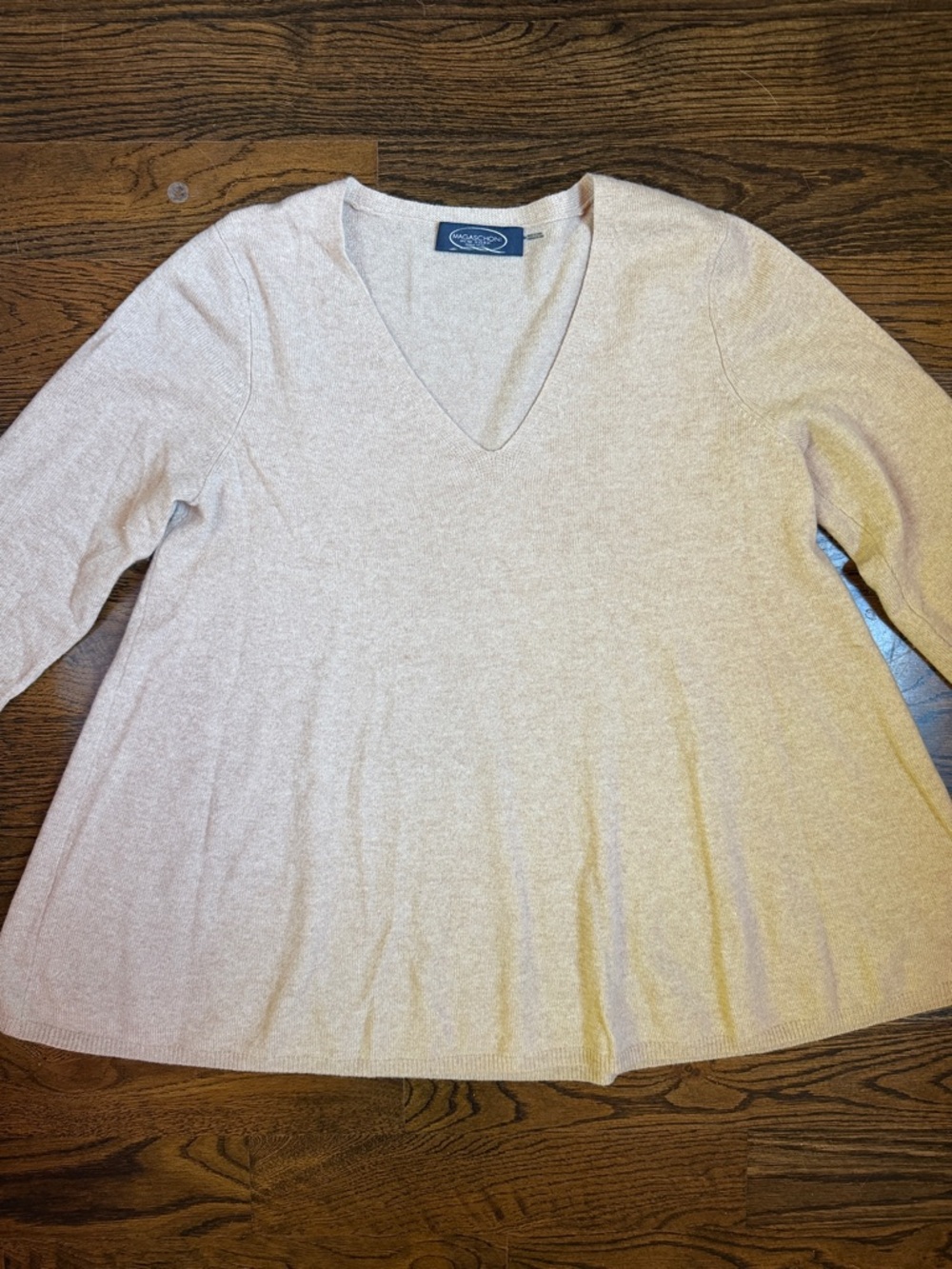 Magaschoni Cashmere V-Neck Sweater Size Medium